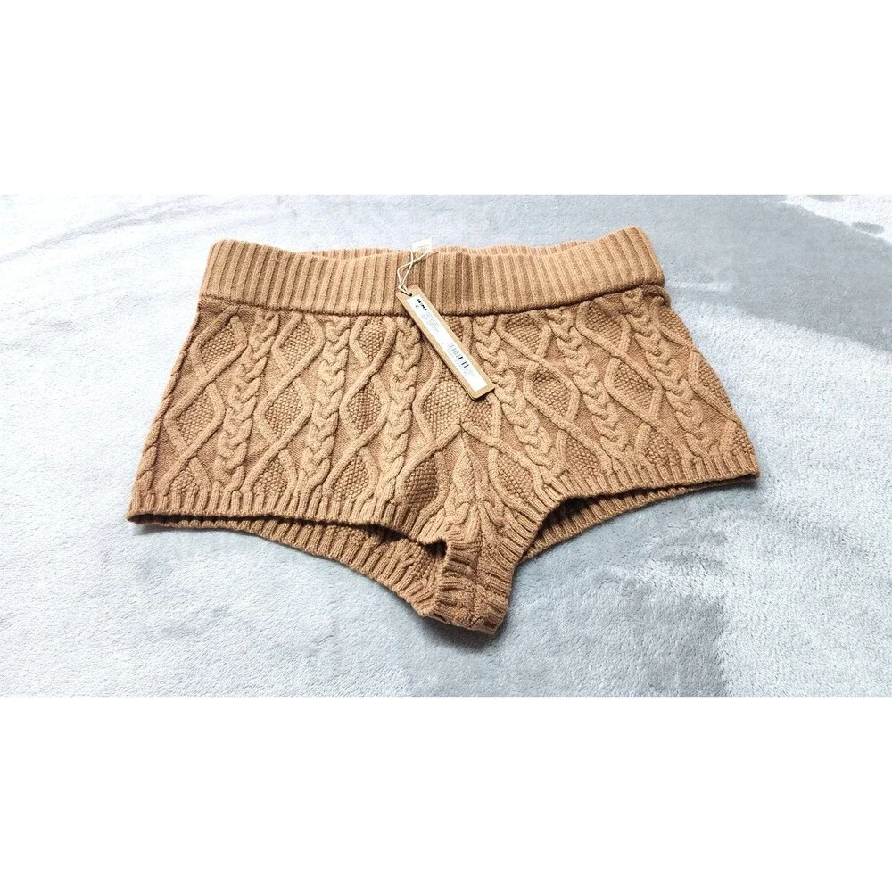 NWT SKIMS Womens XS Dark Honey Snow Bunny Shop Cableknit Shorts - Picture 1 of 5